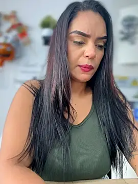 Sara-77 Pertunjukan Webcam