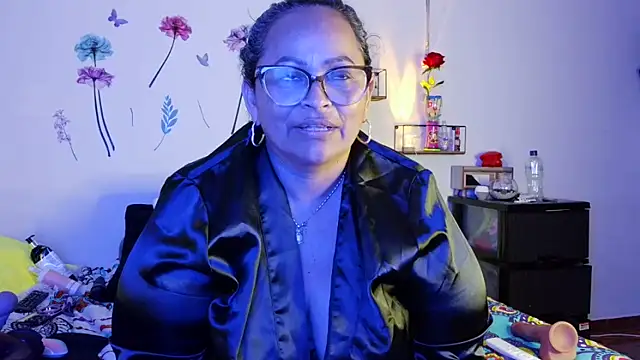 ScarletthJhonson-'s Live XXX Chat