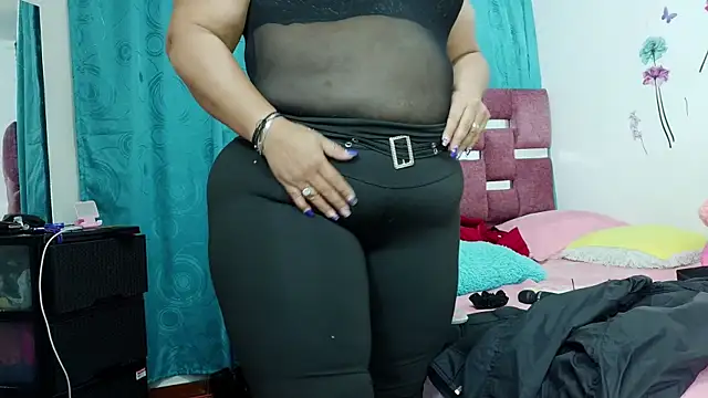 ScarletthJhonson- Adlı Modelin Canlı XXX Sohbeti