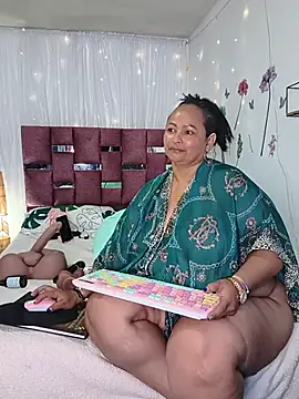 ScarletthJhonson-'s Webcam Show