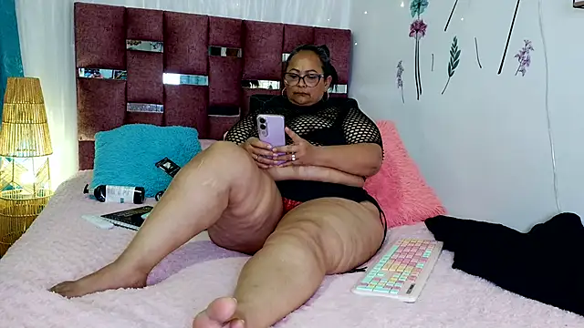 ScarletthJhonson-'s Webcam Show