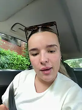 XXX chat uživo modela maisiesmithx
