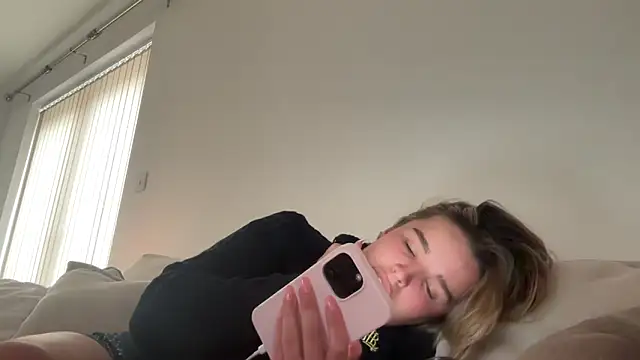 maisiesmithx Chat XXX in diretta