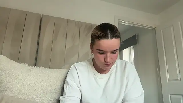 maisiesmithx webcam show