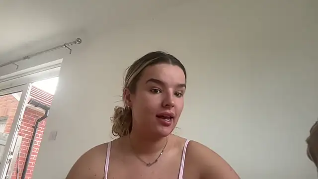 Webkamerová show maisiesmithx