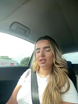 maisiesmithx 现场XXX聊天