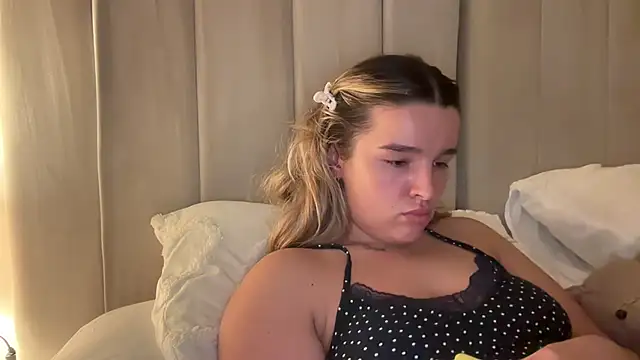 maisiesmithx XXX чат на живо