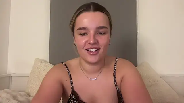 Webkamerová show maisiesmithx