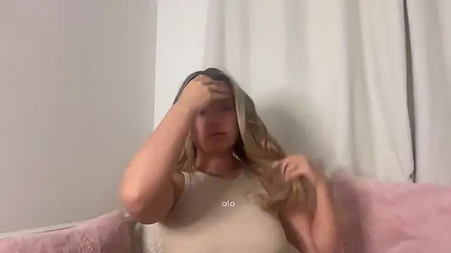 maisiesmithx's Live XXX Chat
