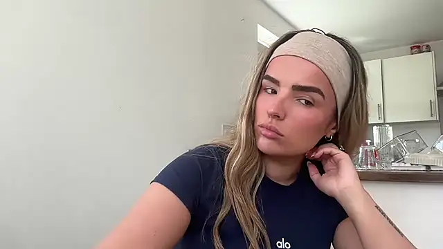 maisiesmithx's Live XXX Chat