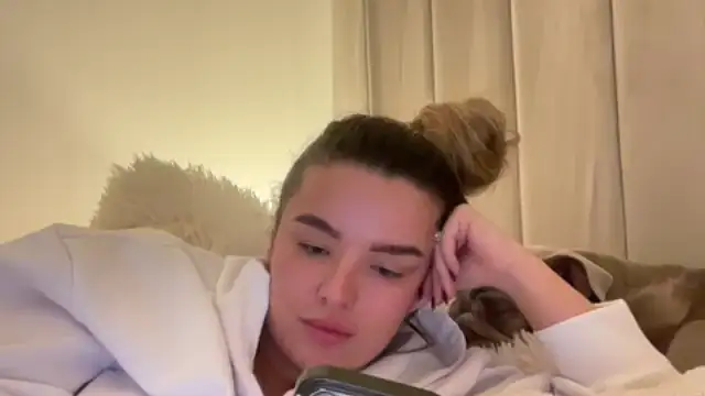 maisiesmithx live XXX chat