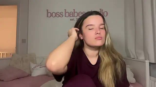 Webkamerová show maisiesmithx