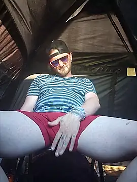 Csirhc Show in webcam