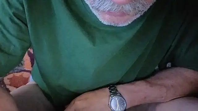 loverboyxxx69's Webcam Show