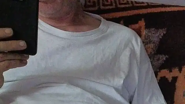 loverboyxxx69's Webcam Show