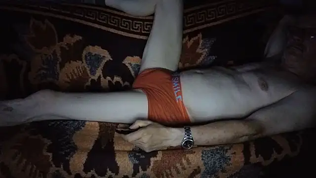 loverboyxxx69 网络视讯表演