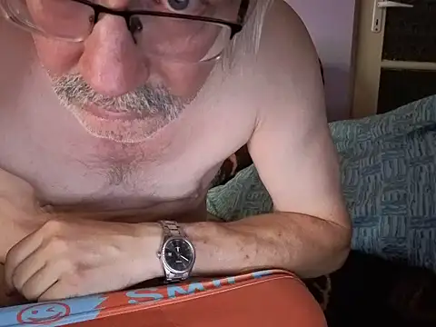 loverboyxxx69 Show in webcam