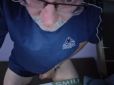 Show modela loverboyxxx69 na web-kameri