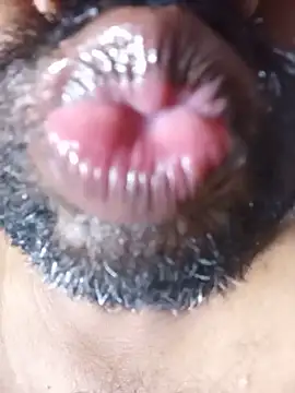 Hiptonos Show in webcam
