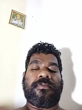 عرض كام Hiptonos