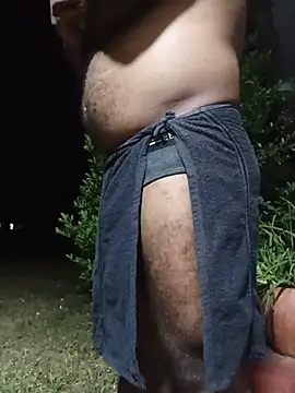 Hiptonos Show in webcam