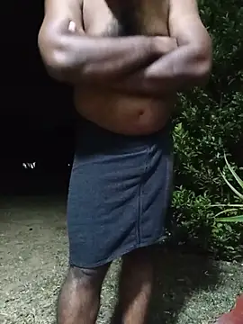 عرض كام Hiptonos
