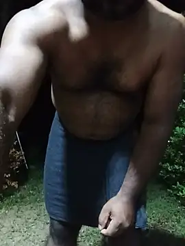 عرض كام Hiptonos