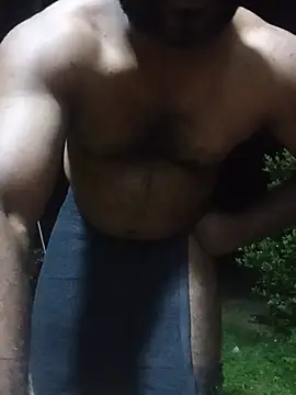 عرض كام Hiptonos