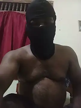 Hiptonos Show in webcam