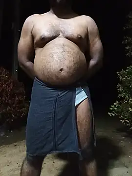 عرض كام Hiptonos