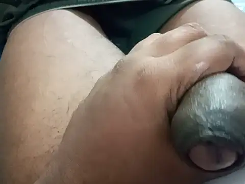 UncutlovingGuy Webcam show