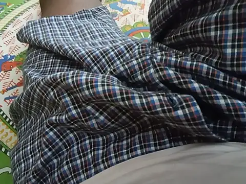 UncutlovingGuyのウェブカメラショー