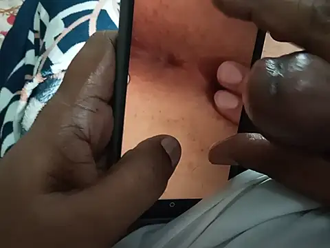 UncutlovingGuy Webcam Show