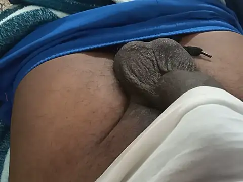 Show webcam de UncutlovingGuy