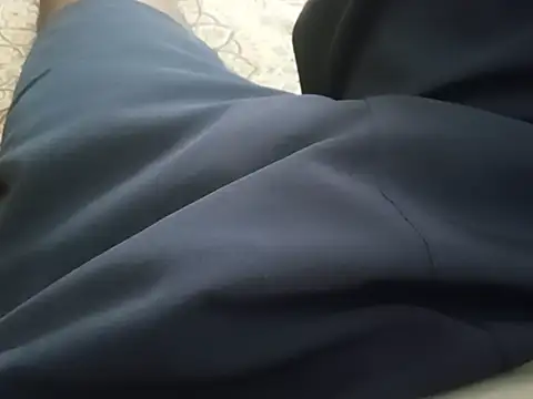 UncutlovingGuy Webcam show