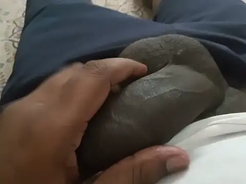 Show de webcam de UncutlovingGuy