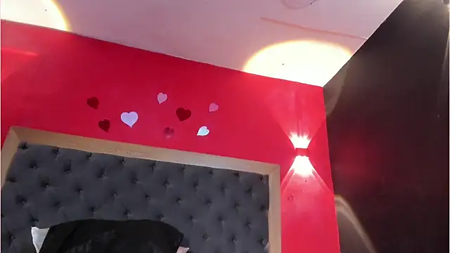 Chat XXX en directo de YayaHilton