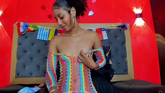 YayaHilton's Live XXX Chat