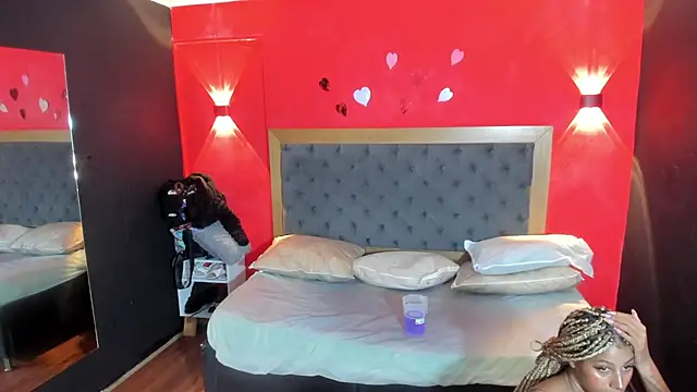 YayaHilton – Live XXX-chat