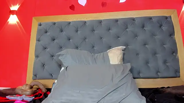 Chat +18 de YayaHilton ao vivo