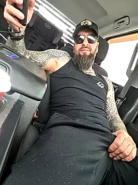 Beardedtattood's Webcam Show