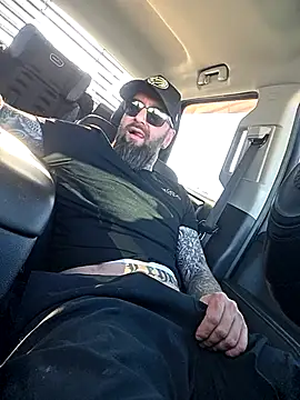 عرض كام Beardedtattood