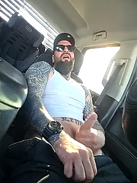 Show de Beardedtattood na webcam