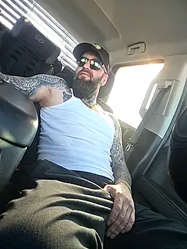 Beardedtattood Show in webcam