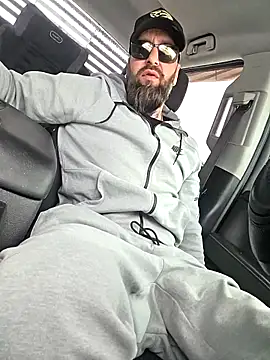 Beardedtattood webcam show