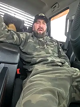 Živá chatovací místnost Beardedtattood