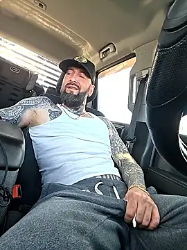 Beardedtattood Adlı Modelin Web Kamerası Şovu