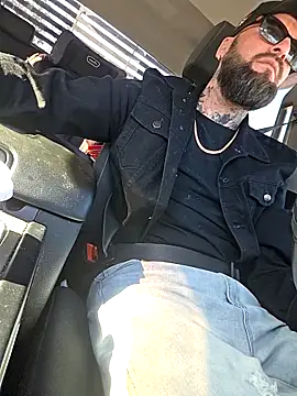 Beardedtattood webcam show