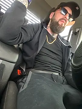 Beardedtattood webkamerás műsora