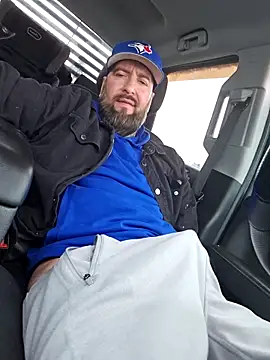 Beardedtattood webkamerás műsora